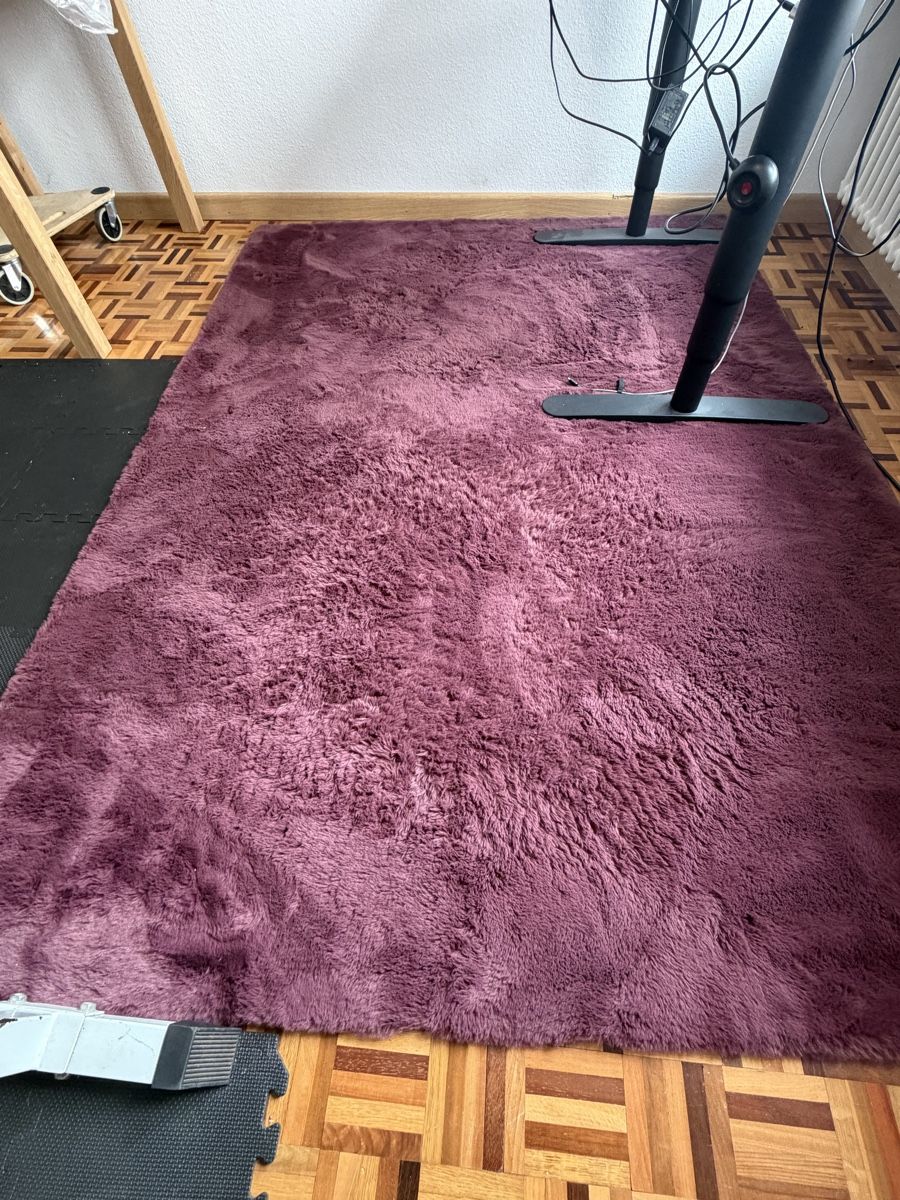 Teppiche: Kunstfell Teppich Beere – Gebraucht aus Birsfelden von mel_tlx5