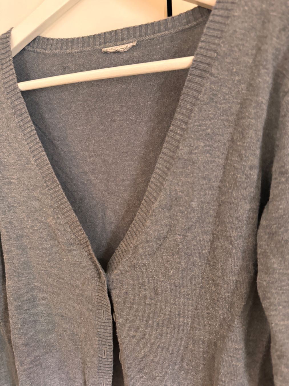 Maglioni & Felpe: Hellgrauer Basic Cardigan 36 – Nuovo (secondo la descrizione) da Richterswil venduto da Manu55555 1
