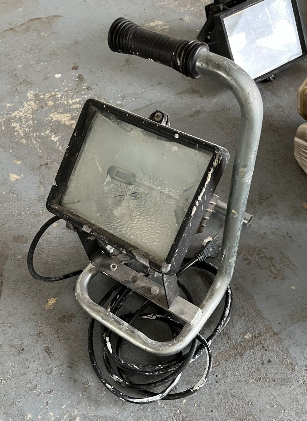 Fari: div. Halogenstrahler und Lampen – Usato da Balzers venduto da APE03 3