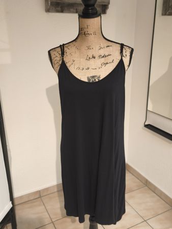 Schwarzes Chicorée Sommerkleid, Grösse M - Top Zustand!