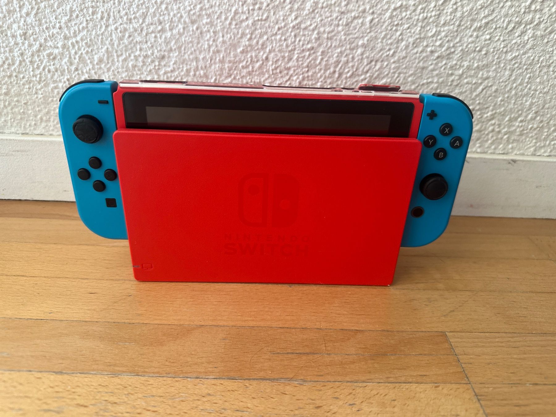 Nintendo Console: Nintendo Switch - Mario Red & Blue Edition – Usato da Remetschwil venduto da reb_58p9