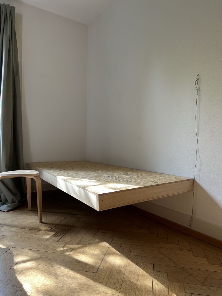 Letti: Floating bed / schwebebett 90x200 – Nuovo (secondo la descrizione) da Bern venduto da fer_9lxq