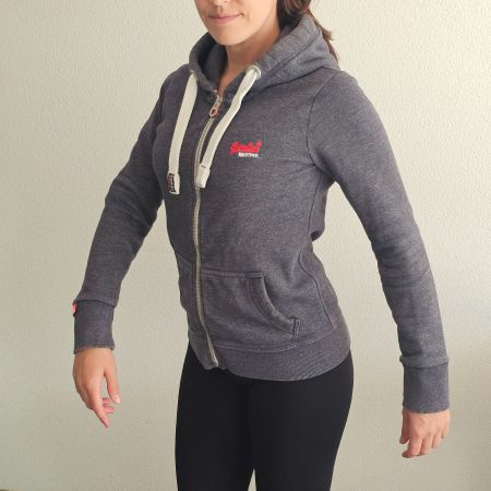 Superdry felpa con cappuccio grigia, taglia M - ottima!