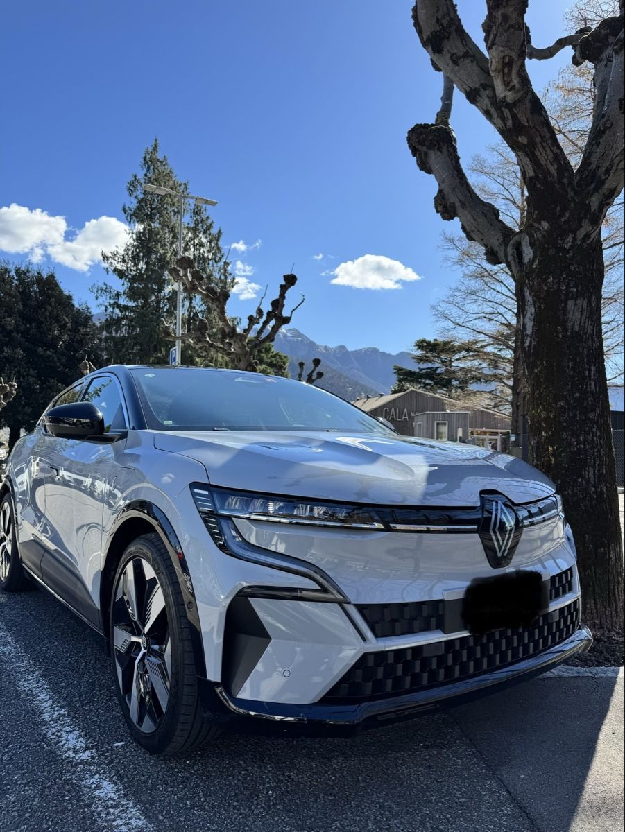 Renault Automobili: Auto Renault Megane E-Tech elettrica  – Usato da Melide venduto da GiovanniBortolozzo 1