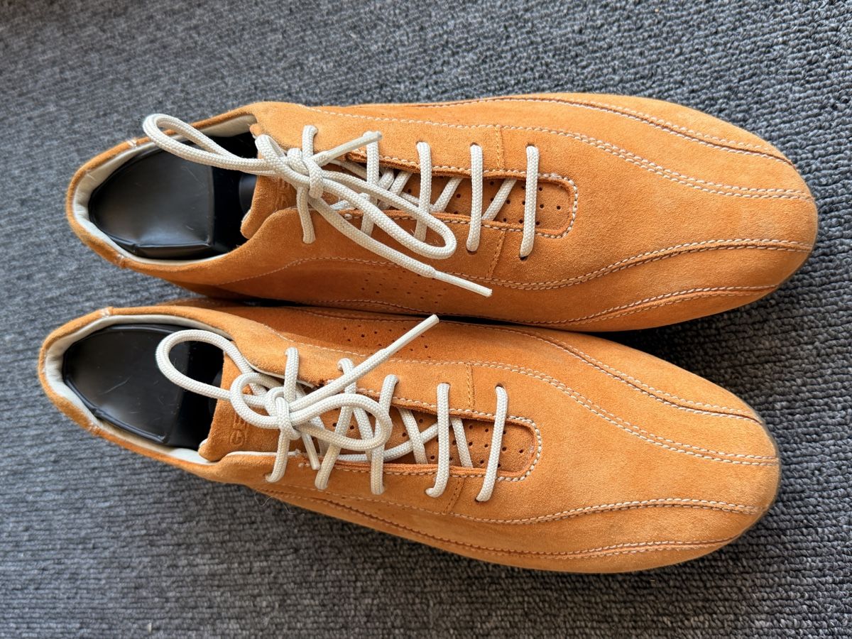 Geox Scarpe da uomo: Geox chaussures unisexe taille 41 orange – Usato da Bulle venduto da LeMoleson 1