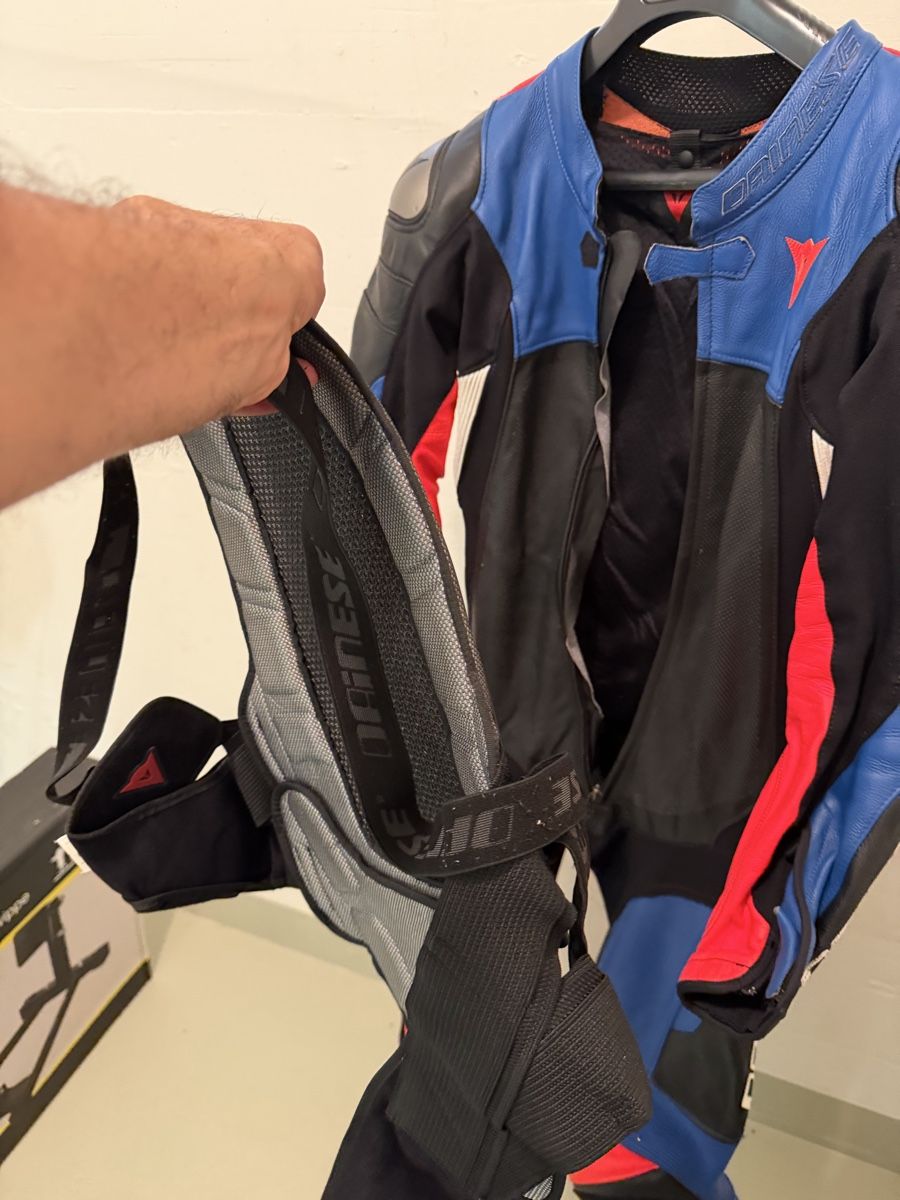 Dainese Lotti di vestiti: DAINESE motorrad Lederkombi set G50 – Usato da Aadorf venduto da Edisson08 7
