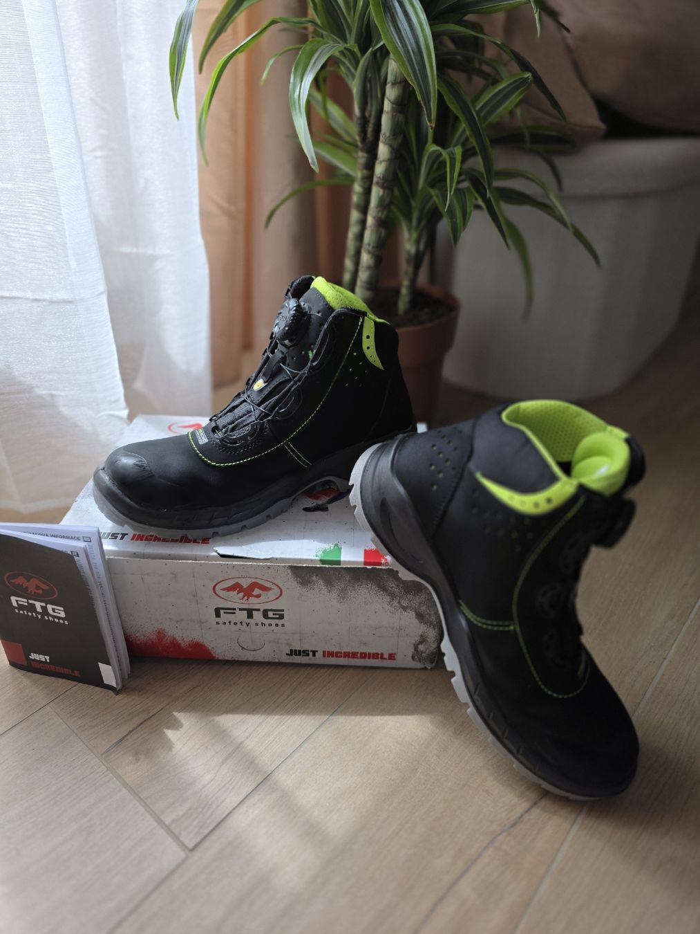 Herrenschuhe: Chaussures de sécurité hautes FTG Falcon-Boa - S3 SRC ESD -  – Neu (gemäss Beschreibung) aus Travers von adr_qyj5 1