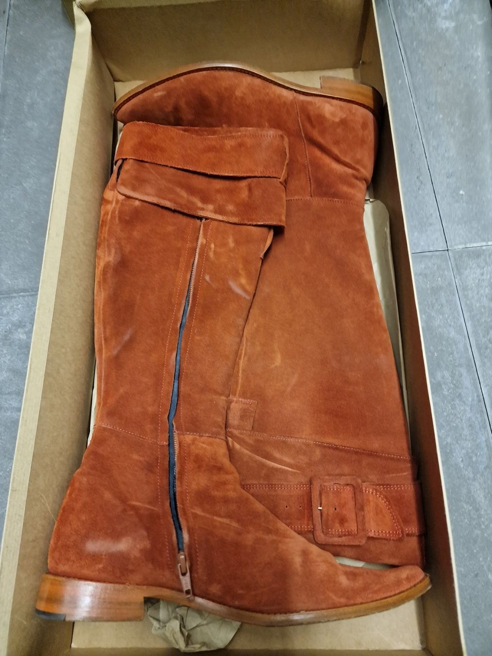 Scarpe da donna: Regard Stiefel 37.5 – Usato da Basel venduto da chingson 1