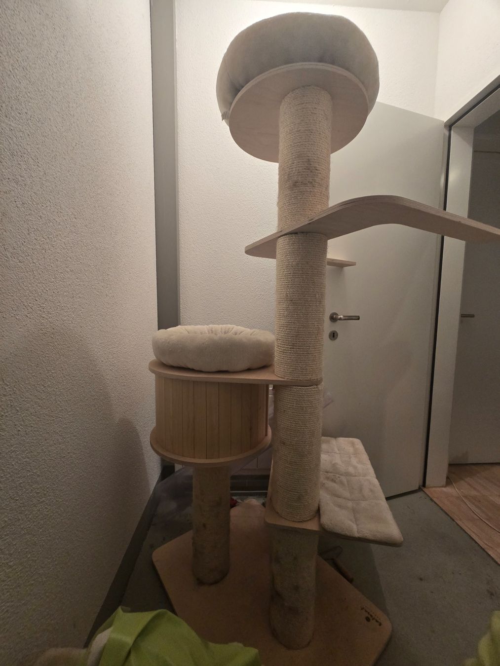 Tiragraffi: Katzenbaum – Usato da Willisau venduto da isa117 1