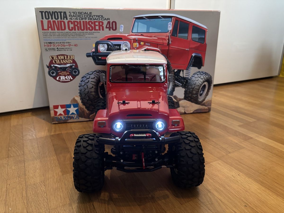 Tamiya Modellismo RC: Tamiya Crawler Land Cruiser 40 / CR-01 Chassis – Nuovo (secondo la descrizione) da Bad Zurzach venduto da Zahnd2