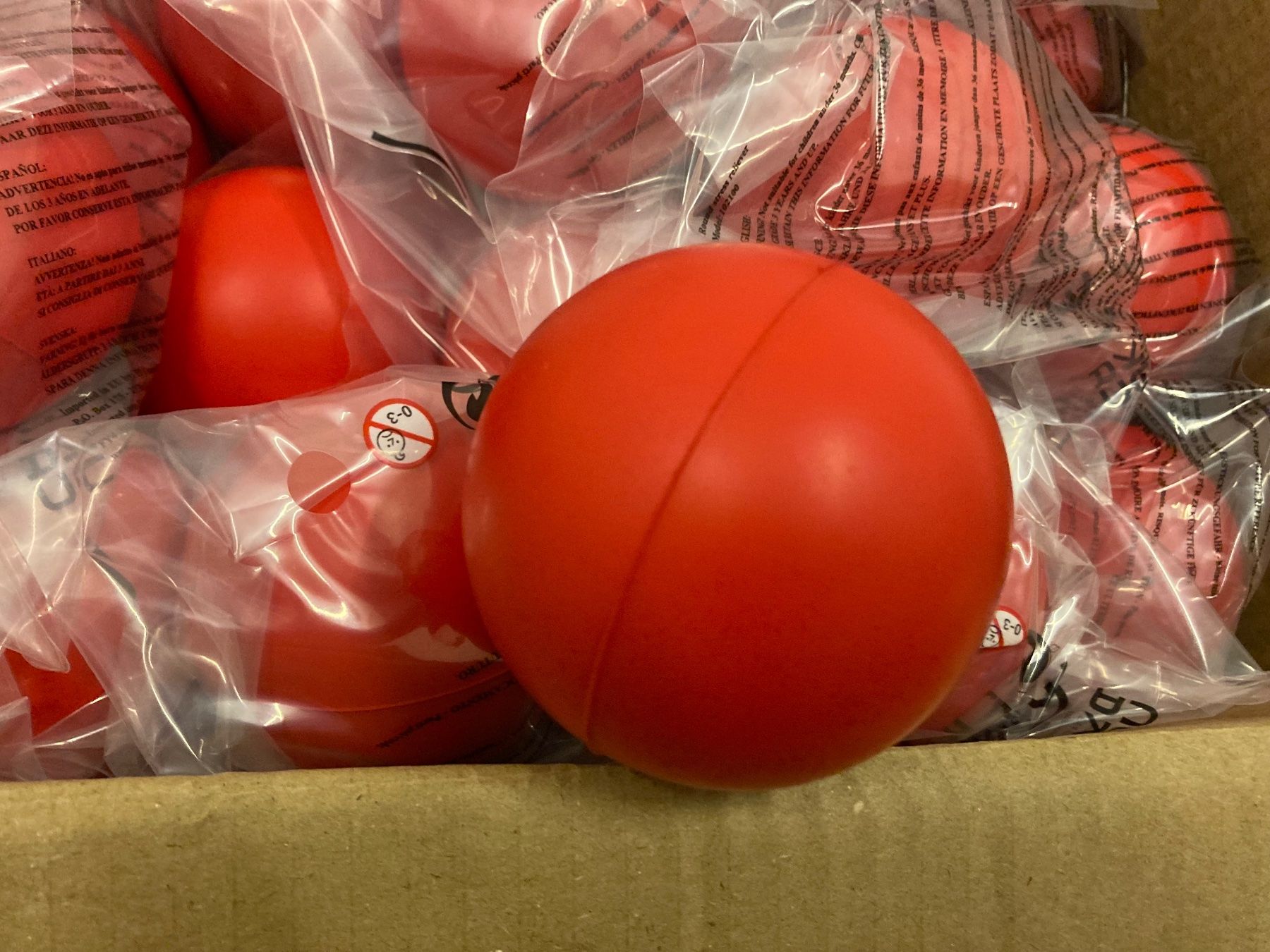 Palloni: Restposten Softbälle rot, 125 Stück, ca. 6 cm Durchmesser – Nuovo e nell'imballaggio originale da Neuenhof venduto da jorogo 3