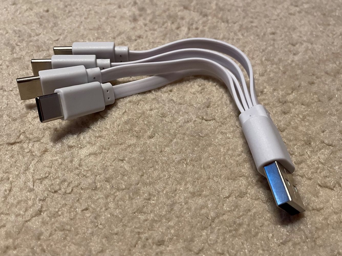 Cavi: USB-A zu USB-C 4x – Nuovo (secondo la descrizione) da Bülach venduto da WhiteRock93 1