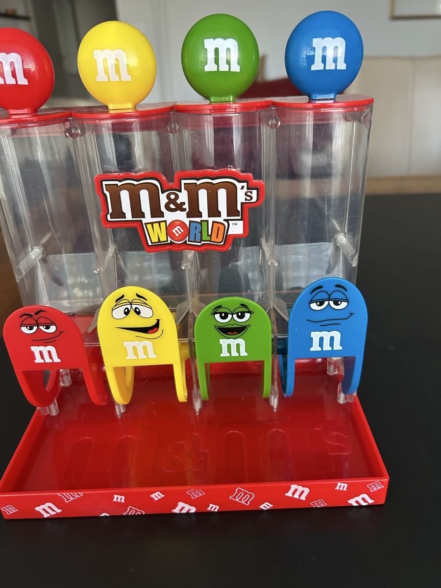 Alle Dekorationen: Mars m&m World Candy Dispenser 2014 – Gebraucht aus Zumikon von tuna007 2