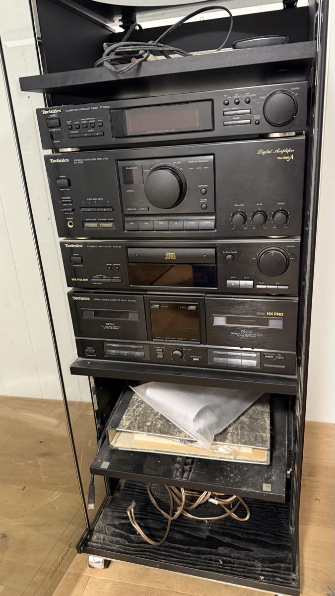 Technics Lettore multimediale & Streamer: Technics Stereo Anlage in Vitrine. – Usato da Rehetobel venduto da ZM81 2