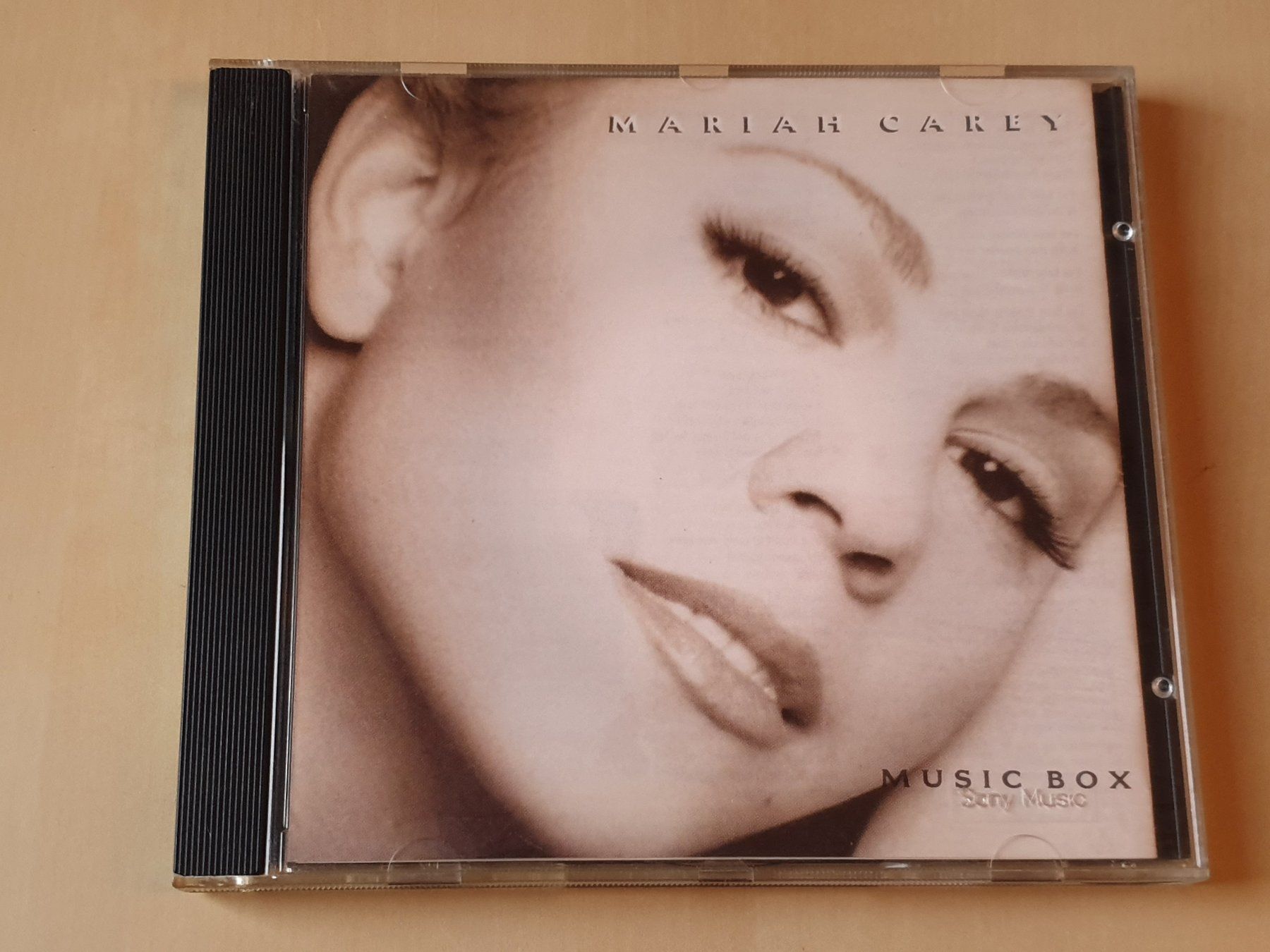 CD: Mariah Carey Music Box – Usato da Stansstad venduto da collectorsshop