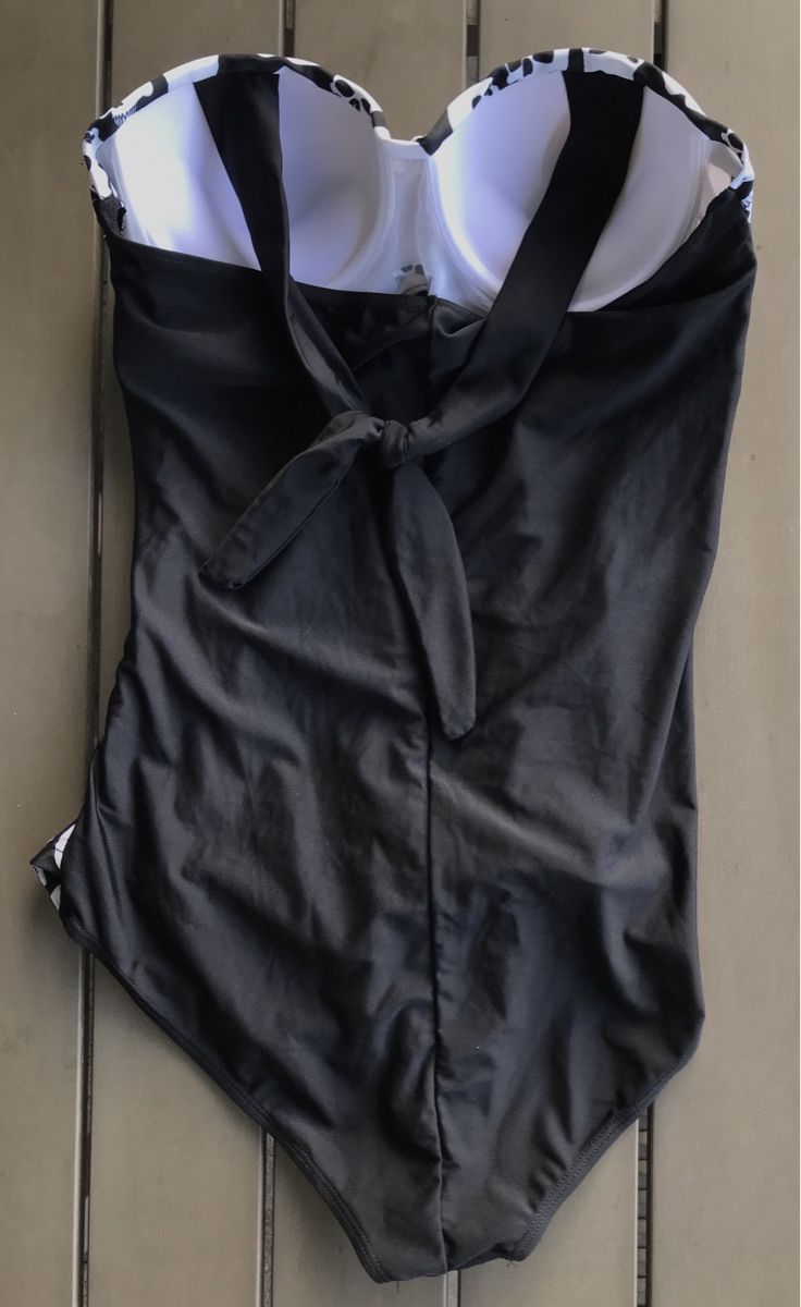 Costumi da bagno & Bikini: Badeanzug Skull, Gr. XL – Nuovo (secondo la descrizione) da Ebnat-Kappel venduto da Molton 1