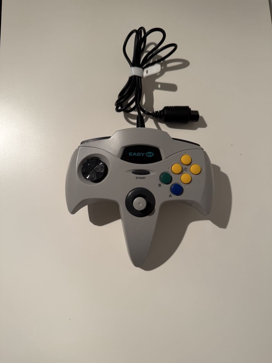 Controller: N64 Easy-Com Controller Joystick - Top Zustand! – Usato da Uster venduto da kat_yk8h