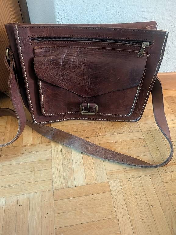Sacs femmes: Echtledertasche – Neuf avec emballage d'origine à Zürich par nel_9pcc 1