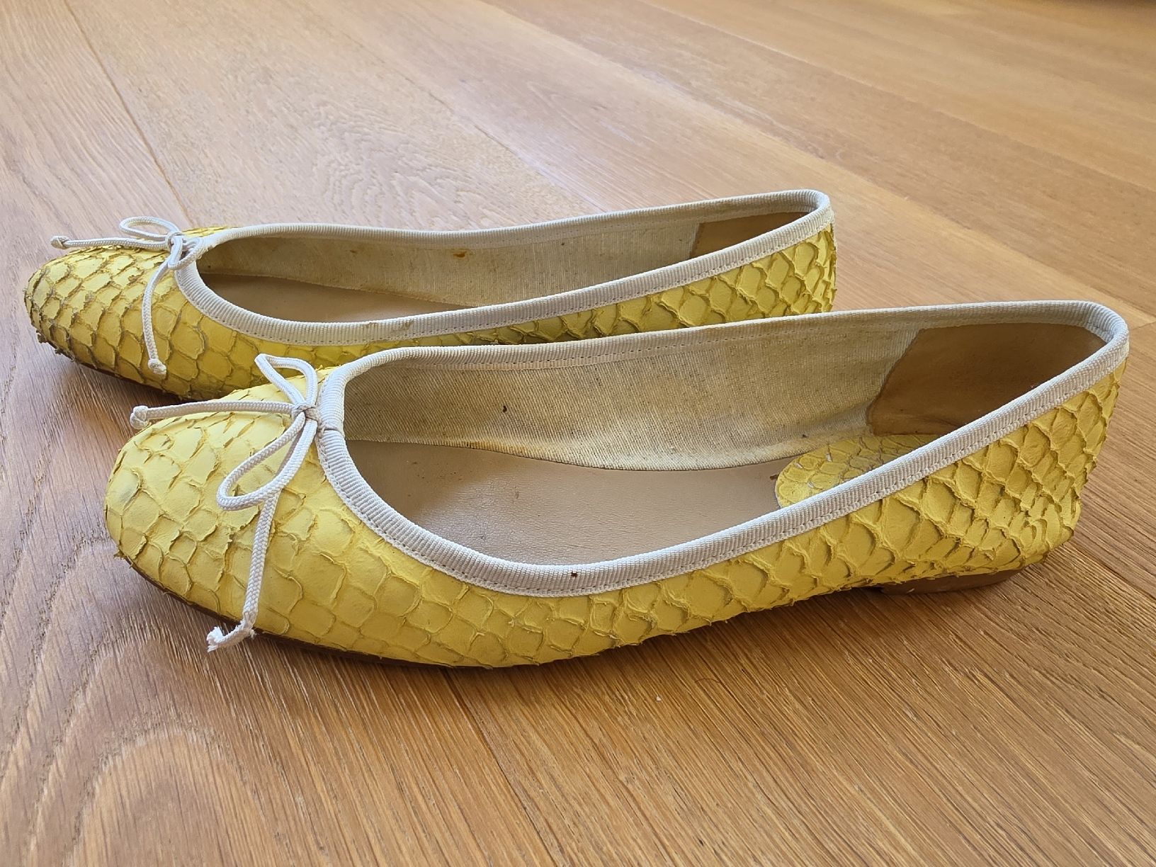 Massimo Dutti Scarpe da donna: Ballerinas von Massimo Dutti, hellgelb, Grösse 38 – Usato da Egg b. Zürich venduto da hotsexyfashioncat 1