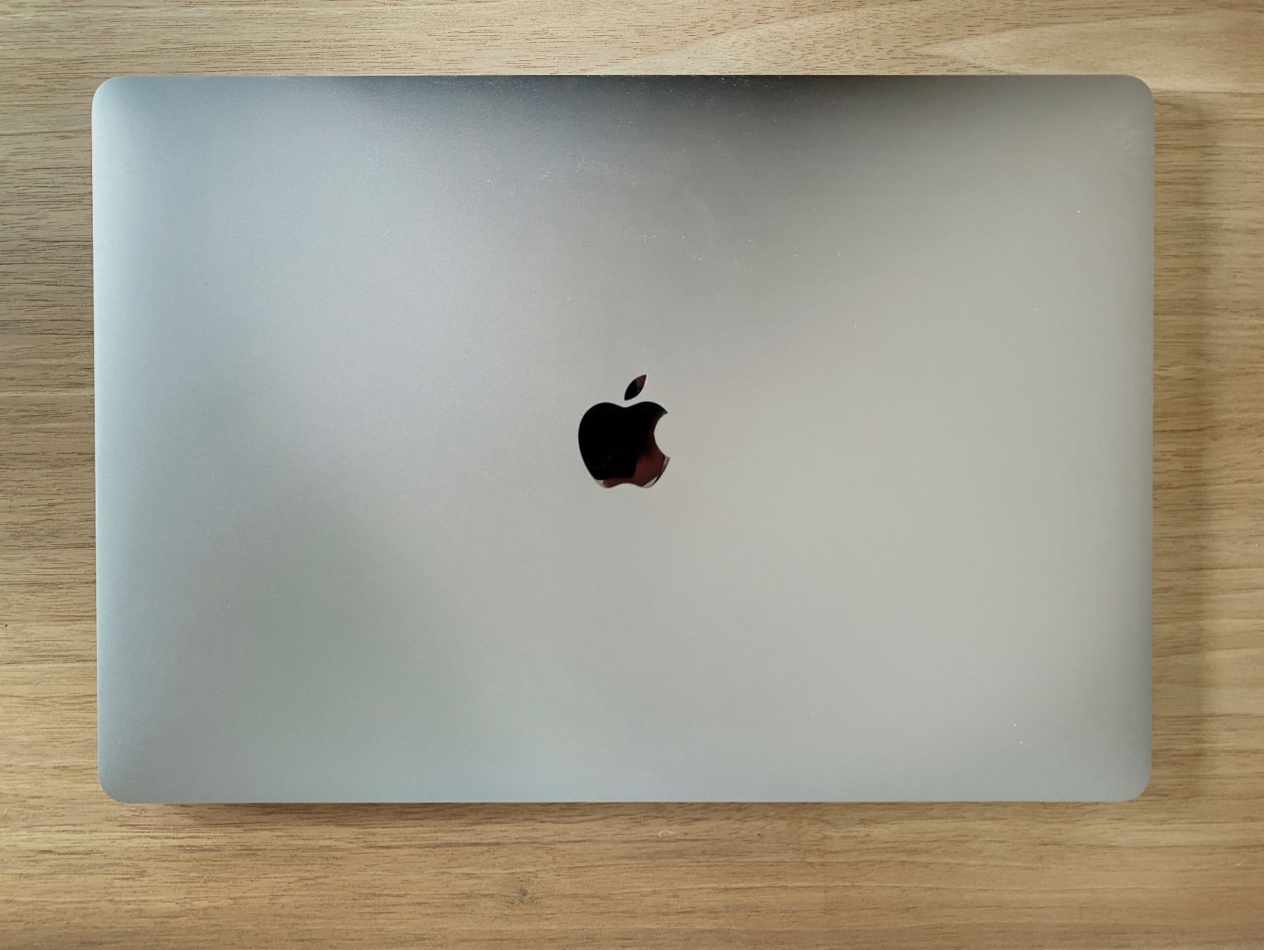 Apple Notebook: MacBook Pro 16 Zoll – Usato da Luzern venduto da peers 3