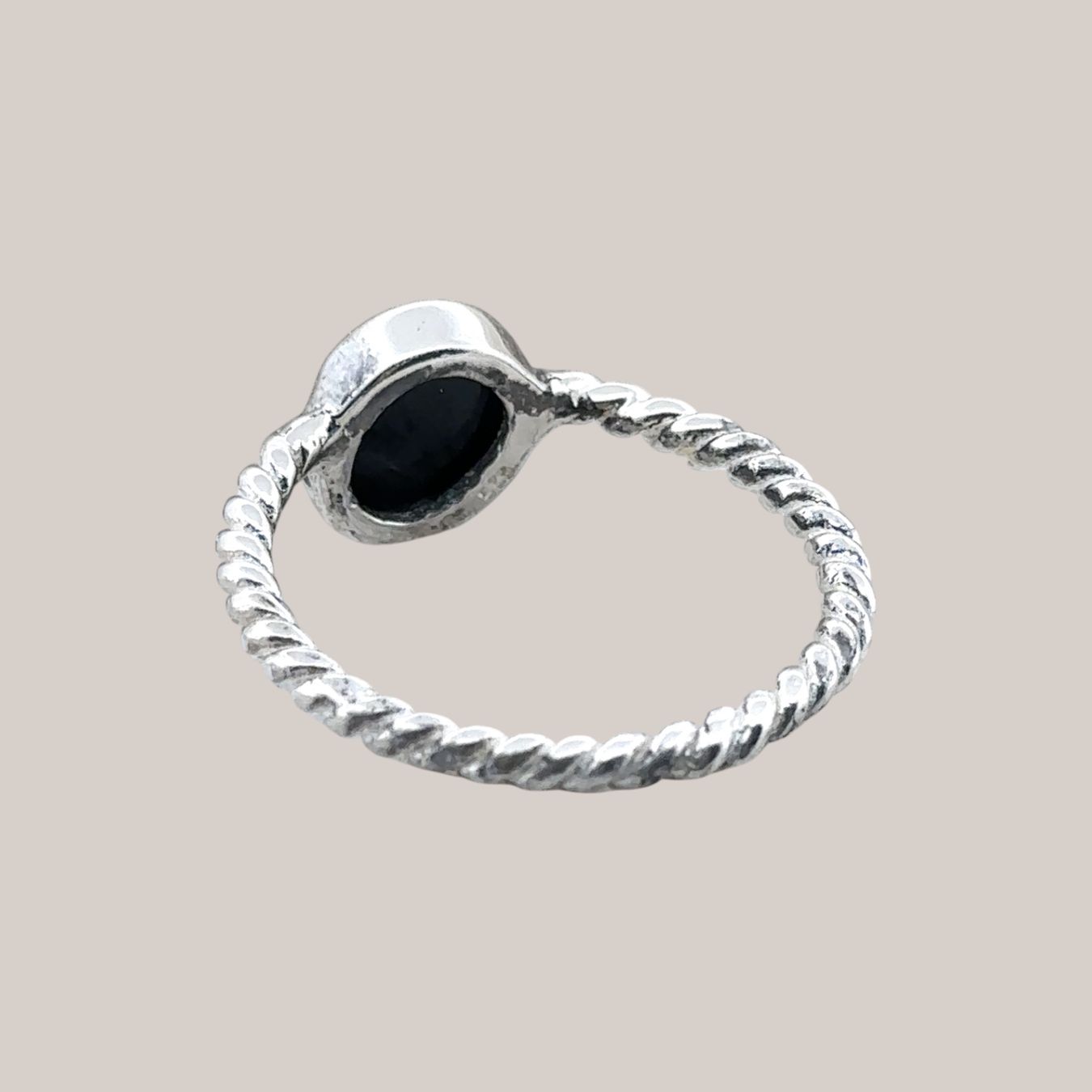 Olga Ribler Anelli: Silberring mit Onyx Stein, Grösse 58 – Nuovo (secondo la descrizione) da Luzern venduto da MonikaS03 1