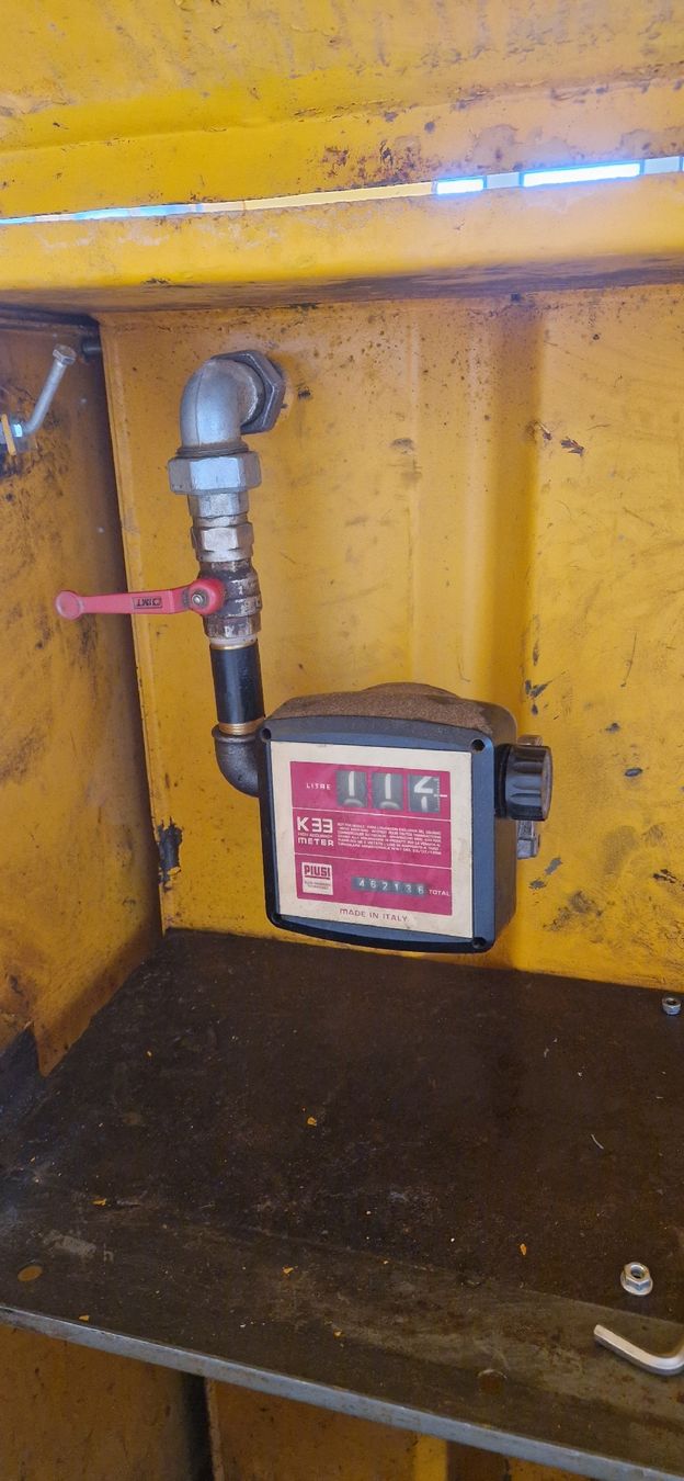 Sonstiges Fahrzeugzubehör: Baustellentank Dieseltankstelle – Gebraucht aus Steinach von Stschweizer 2