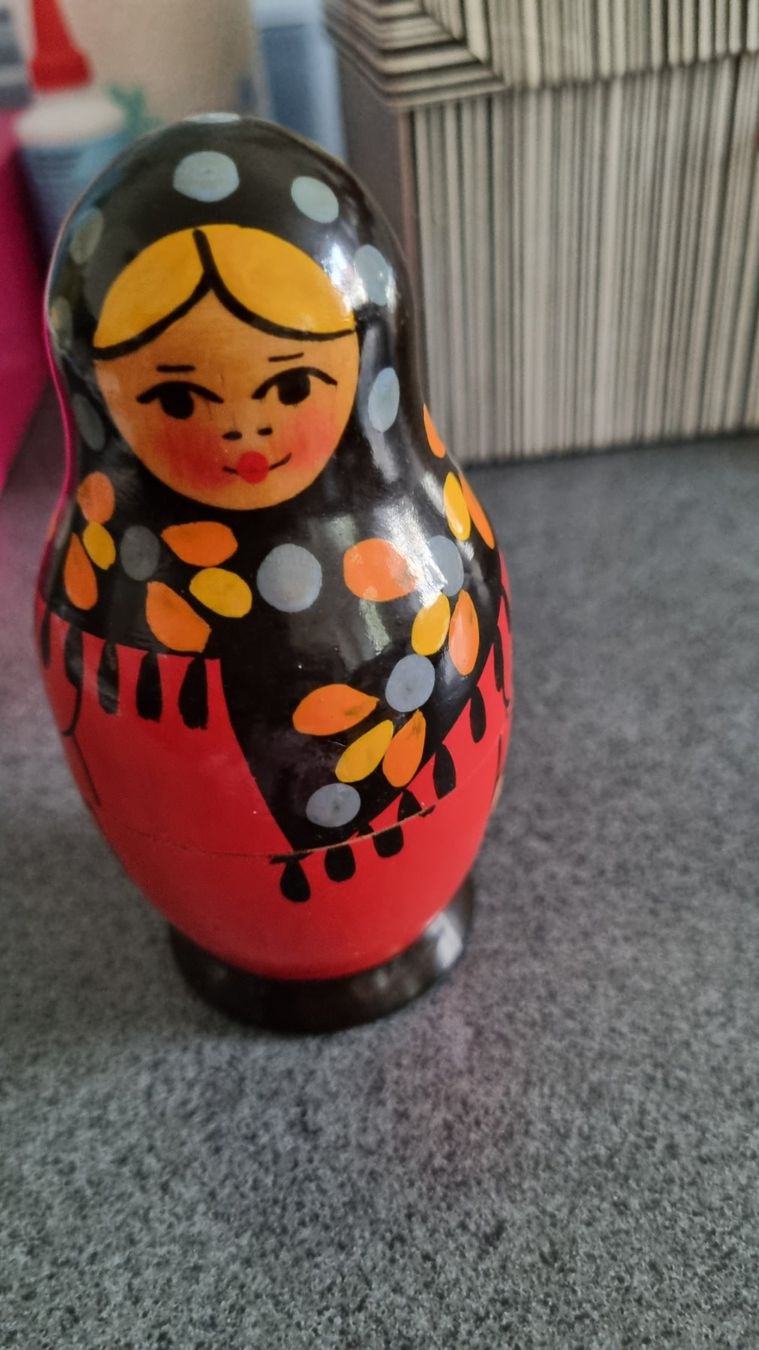 Statuette: 2 poupées russe de 12 cm à 2.5 cm – Usato da La Chaux-de-Fonds venduto da mikilo1 1