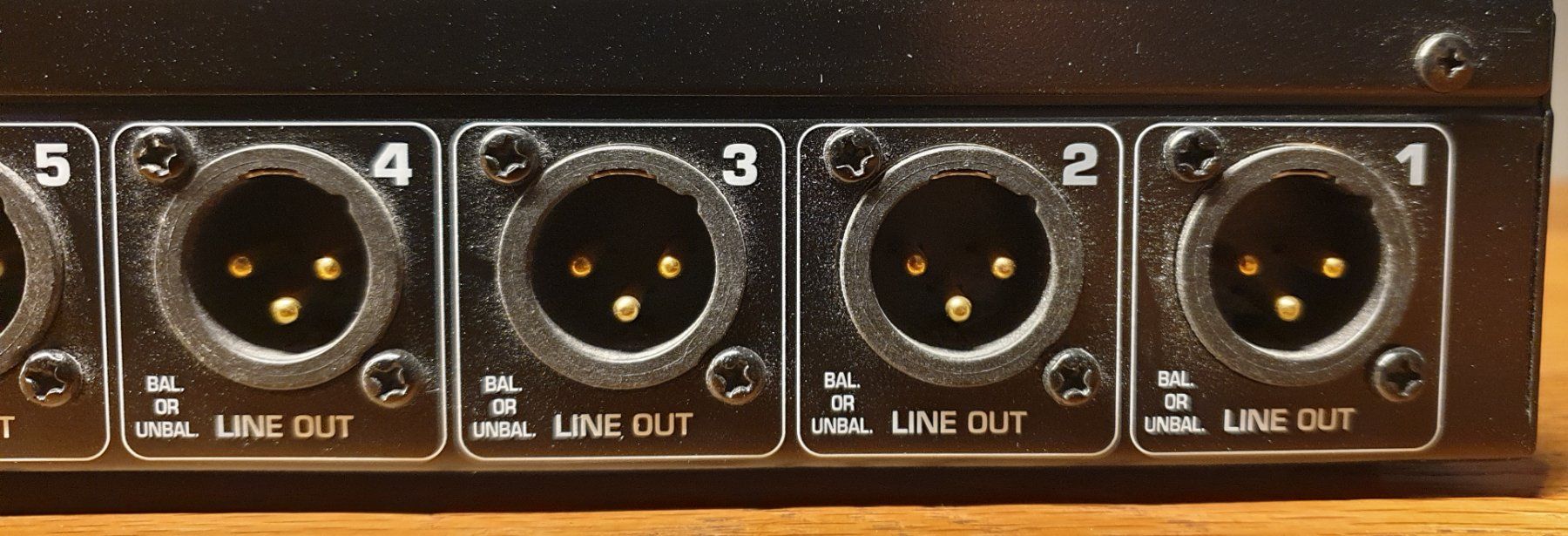 Behringer Amplificatori: Ultragain Pro-8 Digital – Nuovo (secondo la descrizione) da Recherswil venduto da bass-ted 7