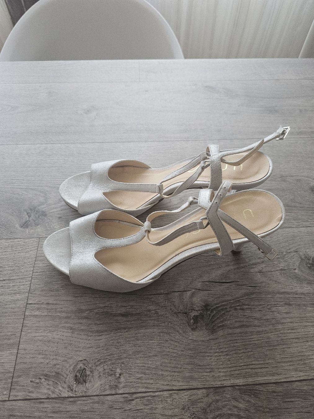 Scarpe da donna: offene schuhe mit absatz gr 41 – Nuovo (secondo la descrizione) da Münchenbuchsee venduto da Kappa8 1