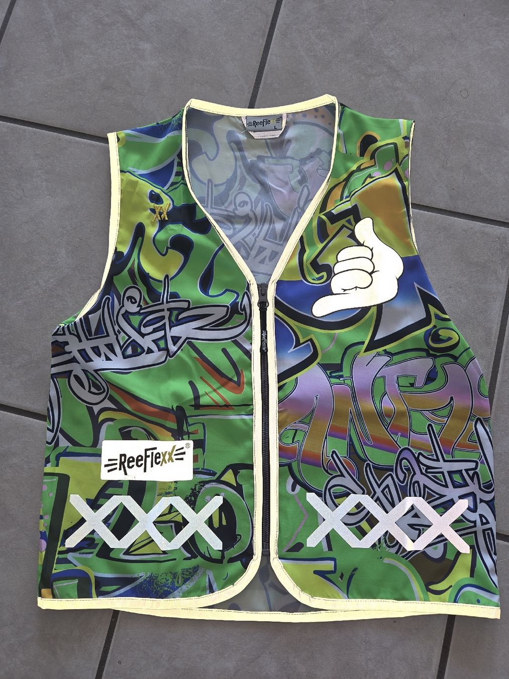 Altro abbigliamento per bambino: Reeflexx Warnweste Graffiti Design  neuwertig – Nuovo e nell'imballaggio originale da Oensingen venduto da kruemel82