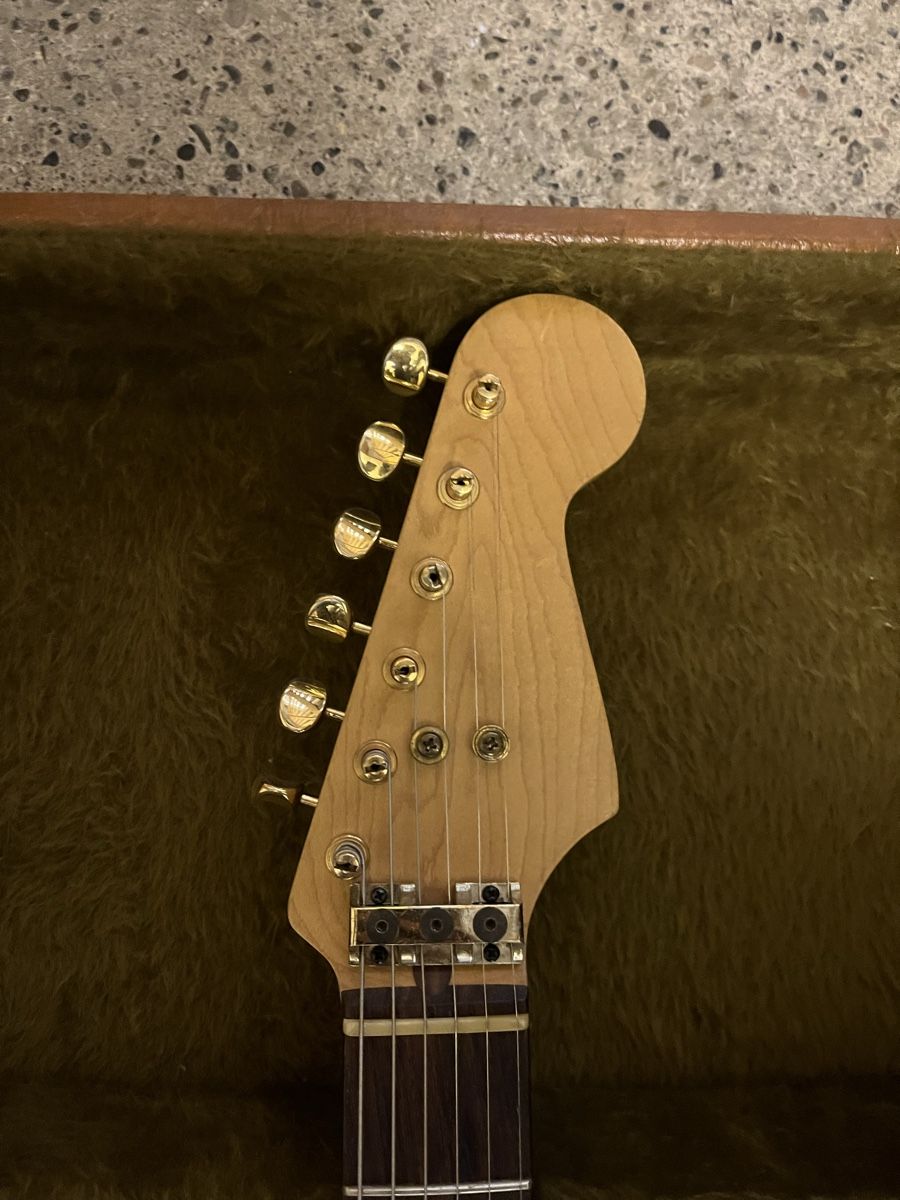 Strumenti musicali: Custom Shecter 80er Jahre – Usato da Zürich venduto da jos_q8hp 4