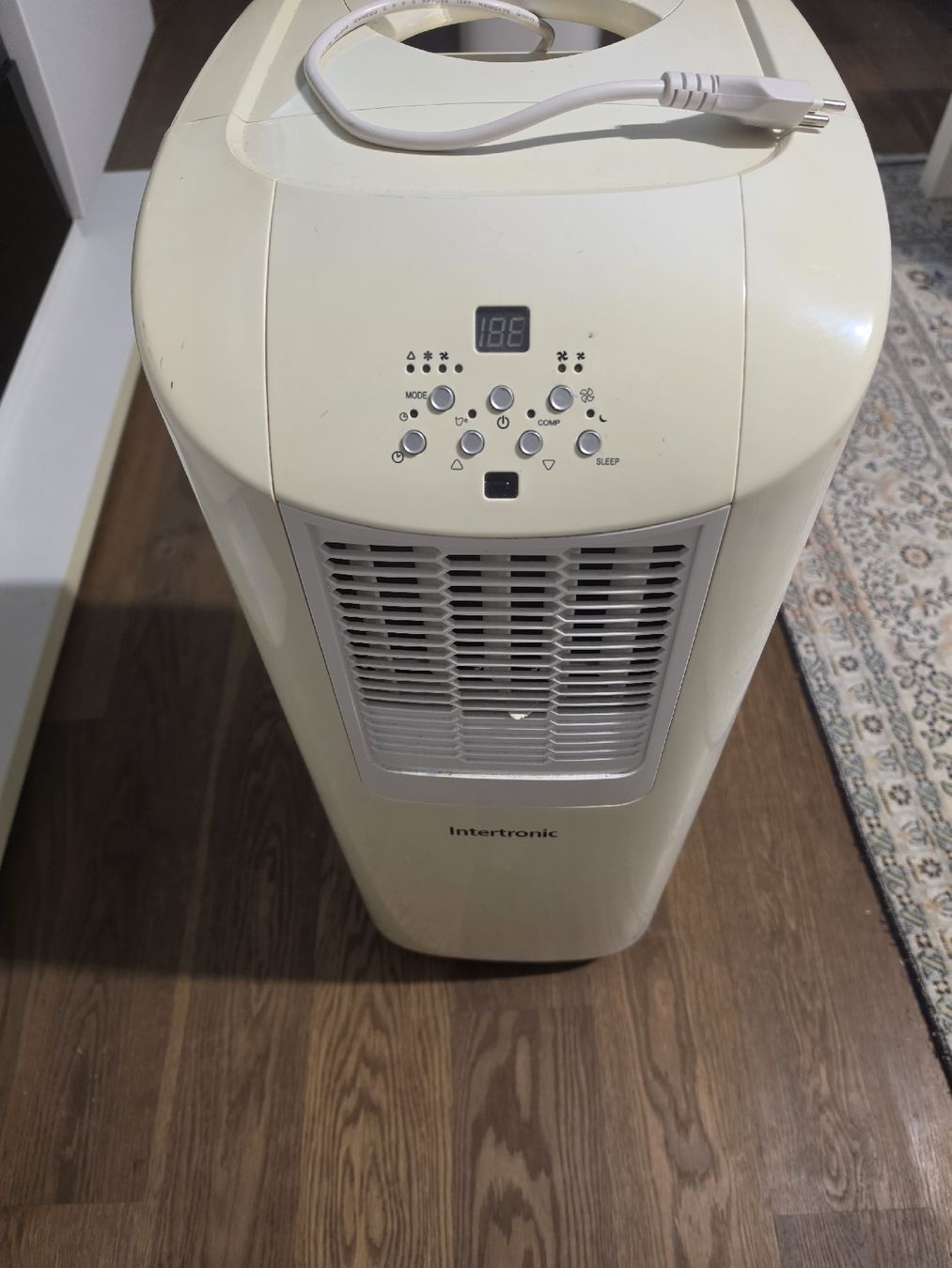 Condizionatori: Klimagerät Intertronic 8500BTU Nr. 2 – Usato da Planken venduto da phi_2dcx