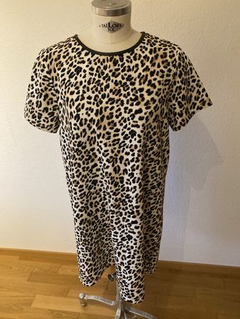 Kleid mit Leoparden Print Gr.L Neu !!!