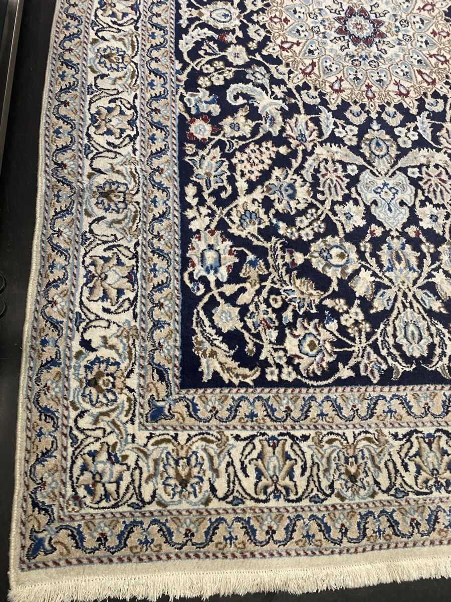 Tappeti: Original Perser Teppich Nain mit Seide  – Usato da Männedorf venduto da Adamiat 2