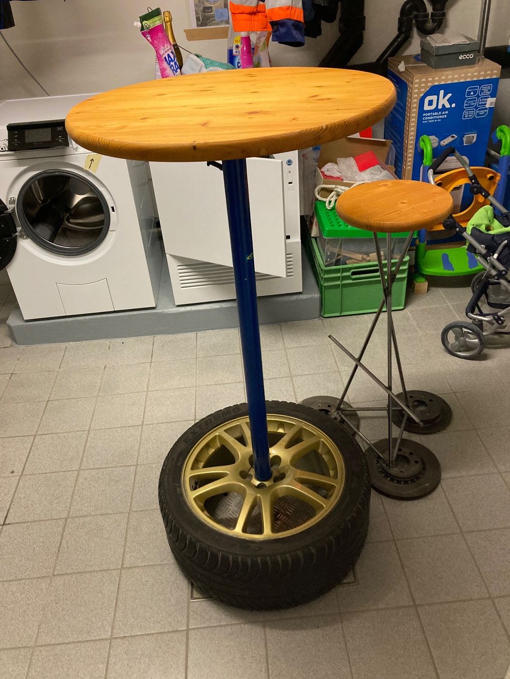 Tische: Bartisch mit Stuhl – Gebraucht aus Thun von Angela_1990 2
