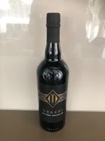 Mereni,2021:halbsüsserRotwein ausMoldawien.CARLEVANA Wunery.