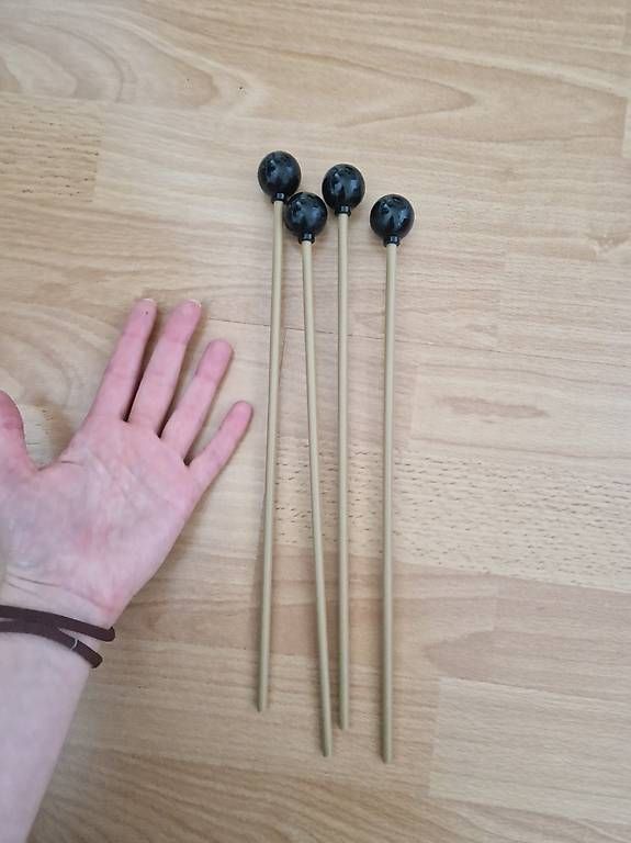 Strumenti musicali: Schläger für Klangstäbe – Usato da Däniken SO venduto da ali_z5pd 1