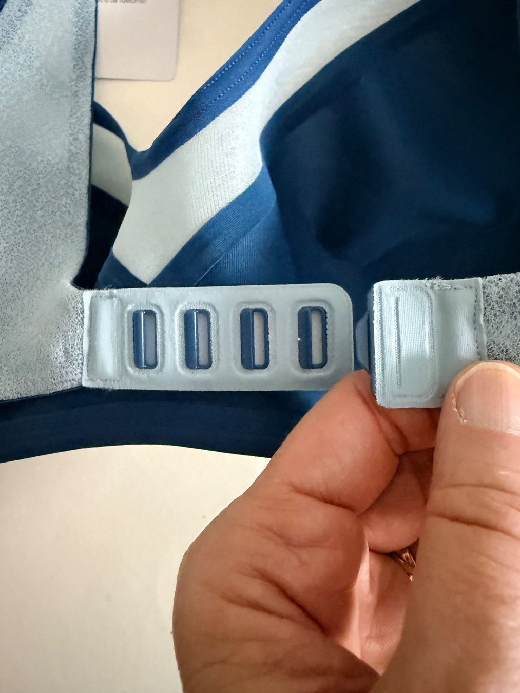 Sloggi Sonstige Unterwäsche: SLOGGi, OXYGENE Infinite Soft Bra, Grösse L, Farbe Blau – Neu und originalverpackt aus Rudolfstetten von gst_g7xl 4