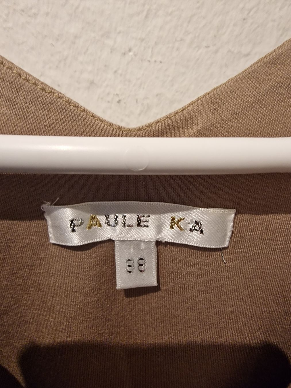 Paule Ka Vestiti: Paul Ka Gr 38 – Usato da Basel venduto da chingson 5