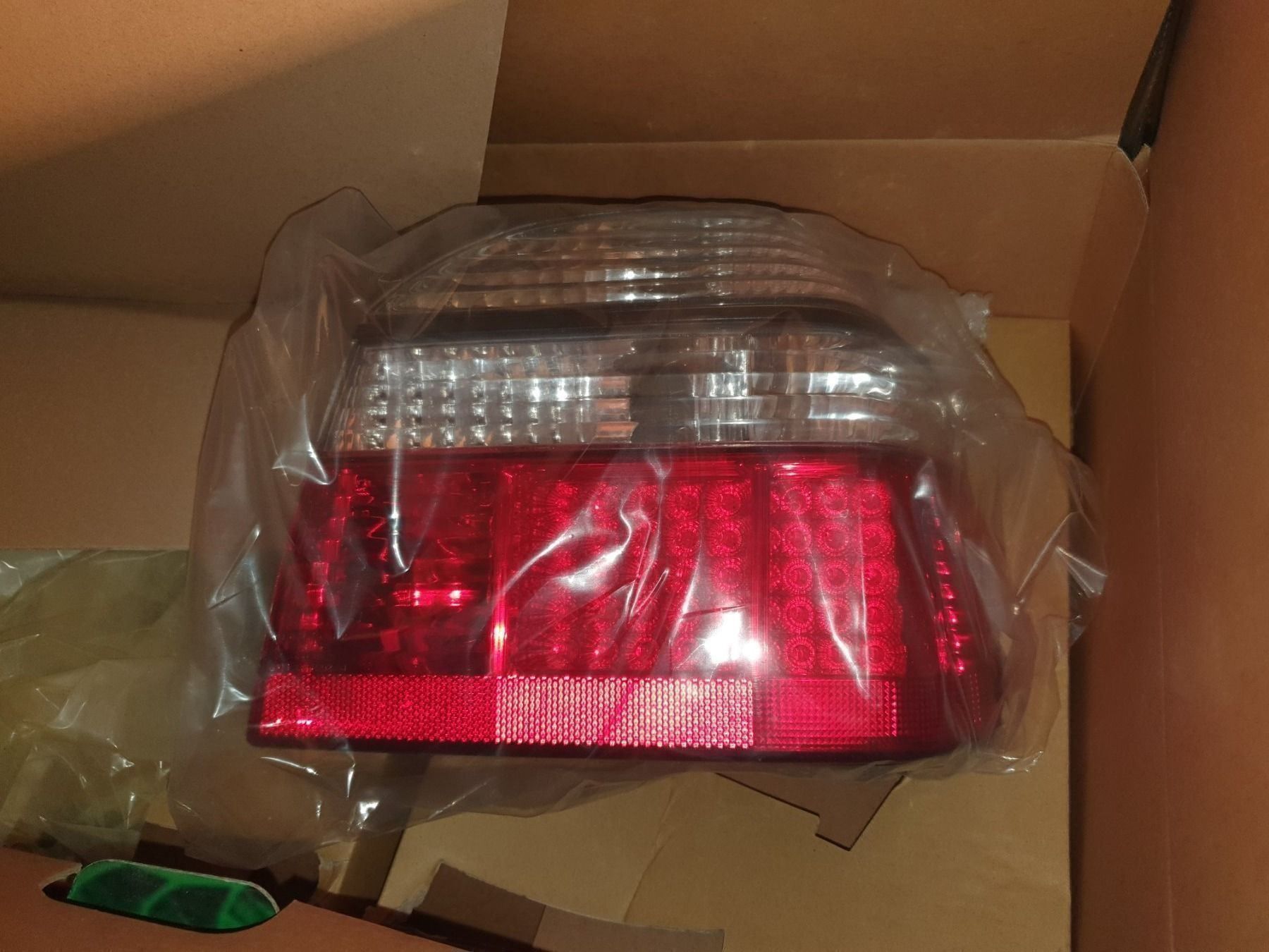 Volkswagen Tutti pezzi di ricambio auto: Rückleuchten VW Golf3 LED Neu!! – Nuovo e nell'imballaggio originale da Dottikon venduto da zepterAG