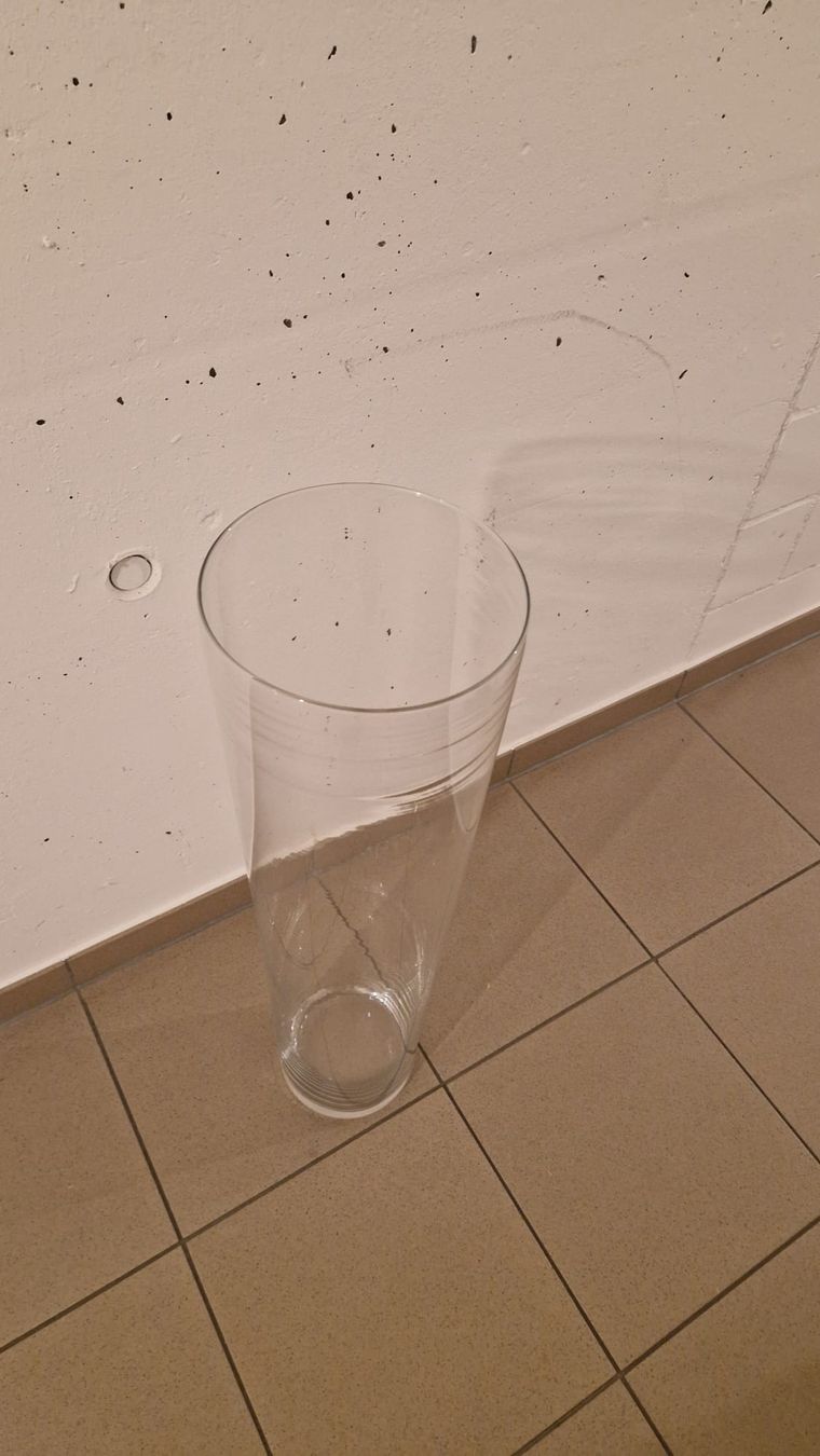 Vasen & Gefässe: Vase aus Glas Höhe 70cm – Neu (gemäss Beschreibung) aus Zofingen von stm_dl82 2