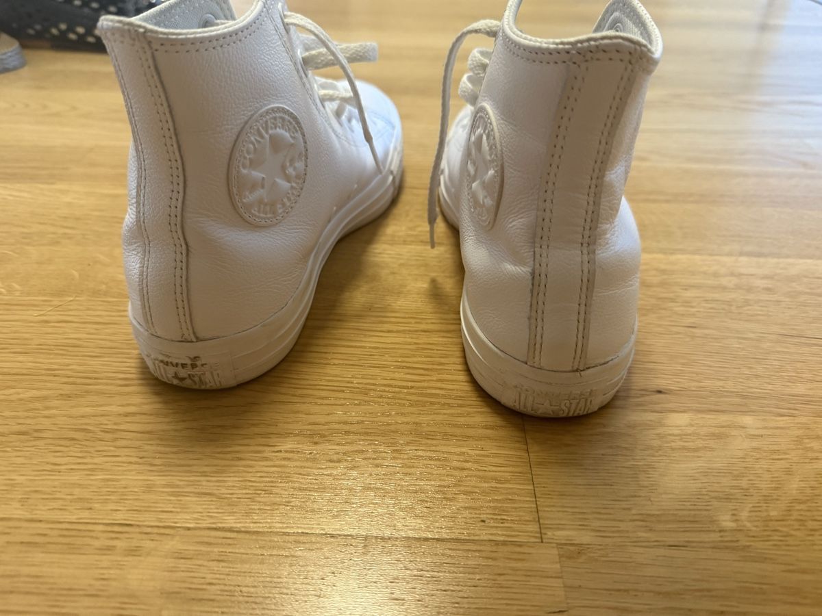 Converse Scarpe da uomo: Converse Chuck Taylor All Star, Size 39, Leather, White – Usato da Zürich venduto da ann_in_zuri 1