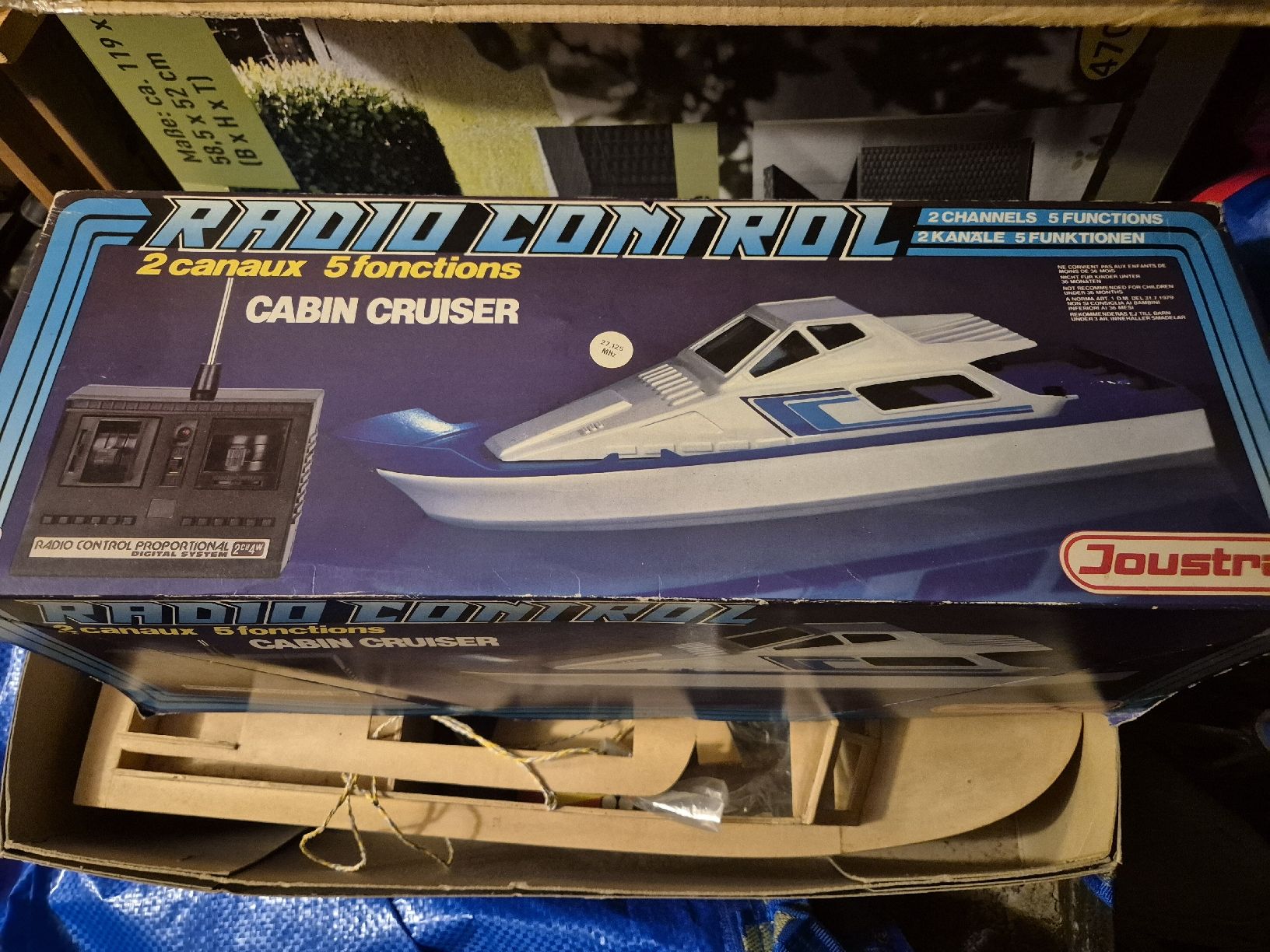 Giocattoli: Cabin cruiser boat joustra – Nuovo (secondo la descrizione) da Dulliken venduto da Undercover 1