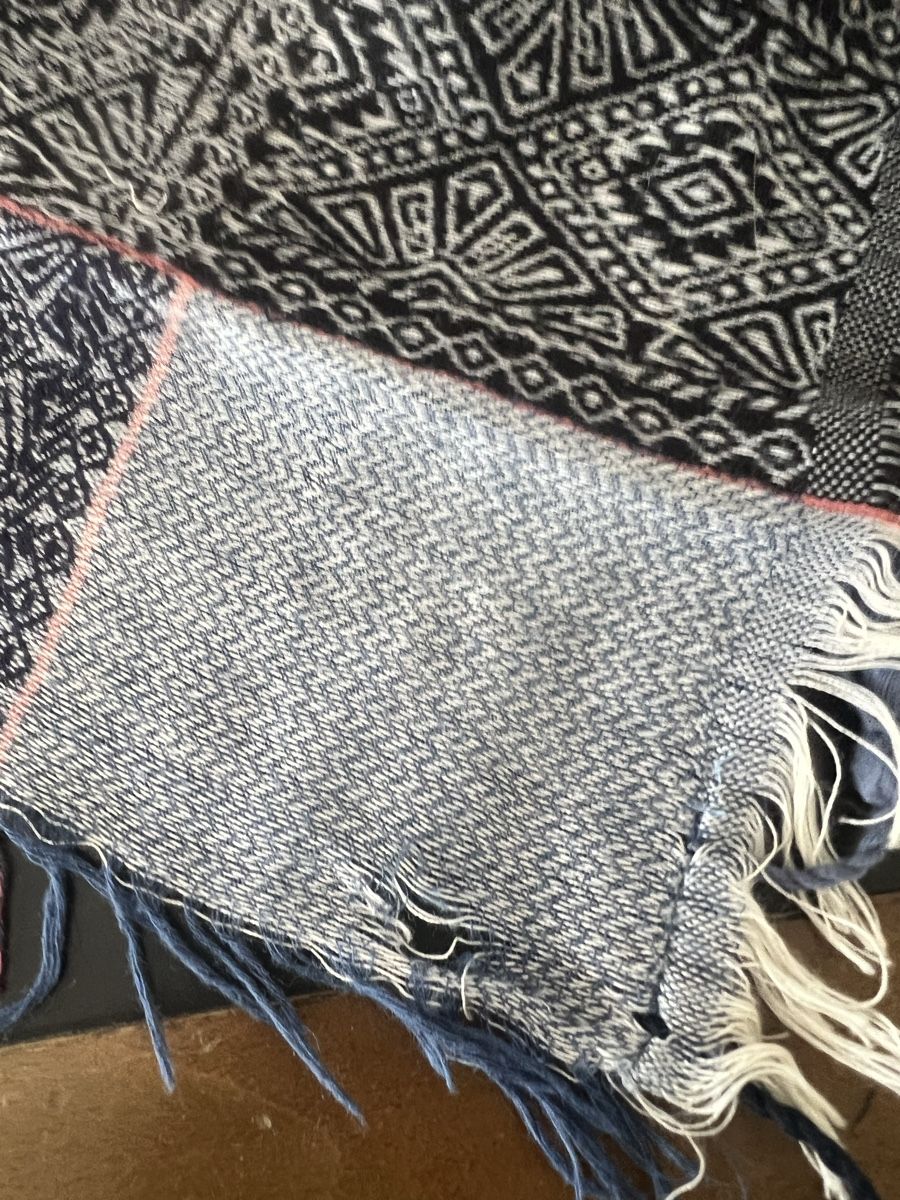 Foulard & Sciarpe: Warmer Übergangs Schal mit Fransen – Nuovo (secondo la descrizione) da Schaffhausen venduto da Bettina.maier 2