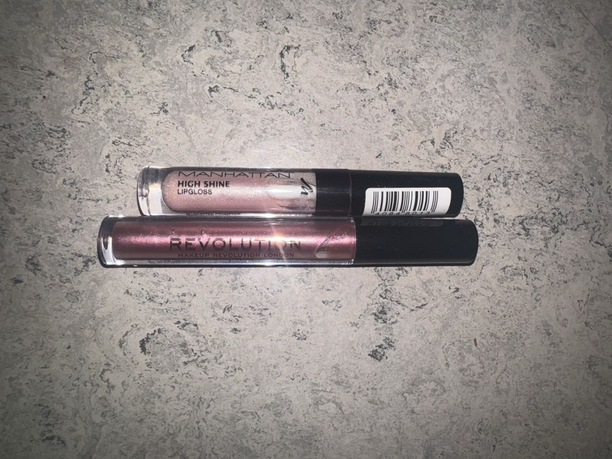 Make-up: Manhattan & Revolution Lipgloss Set – Usato da Pfäffikon ZH venduto da Tetu.33