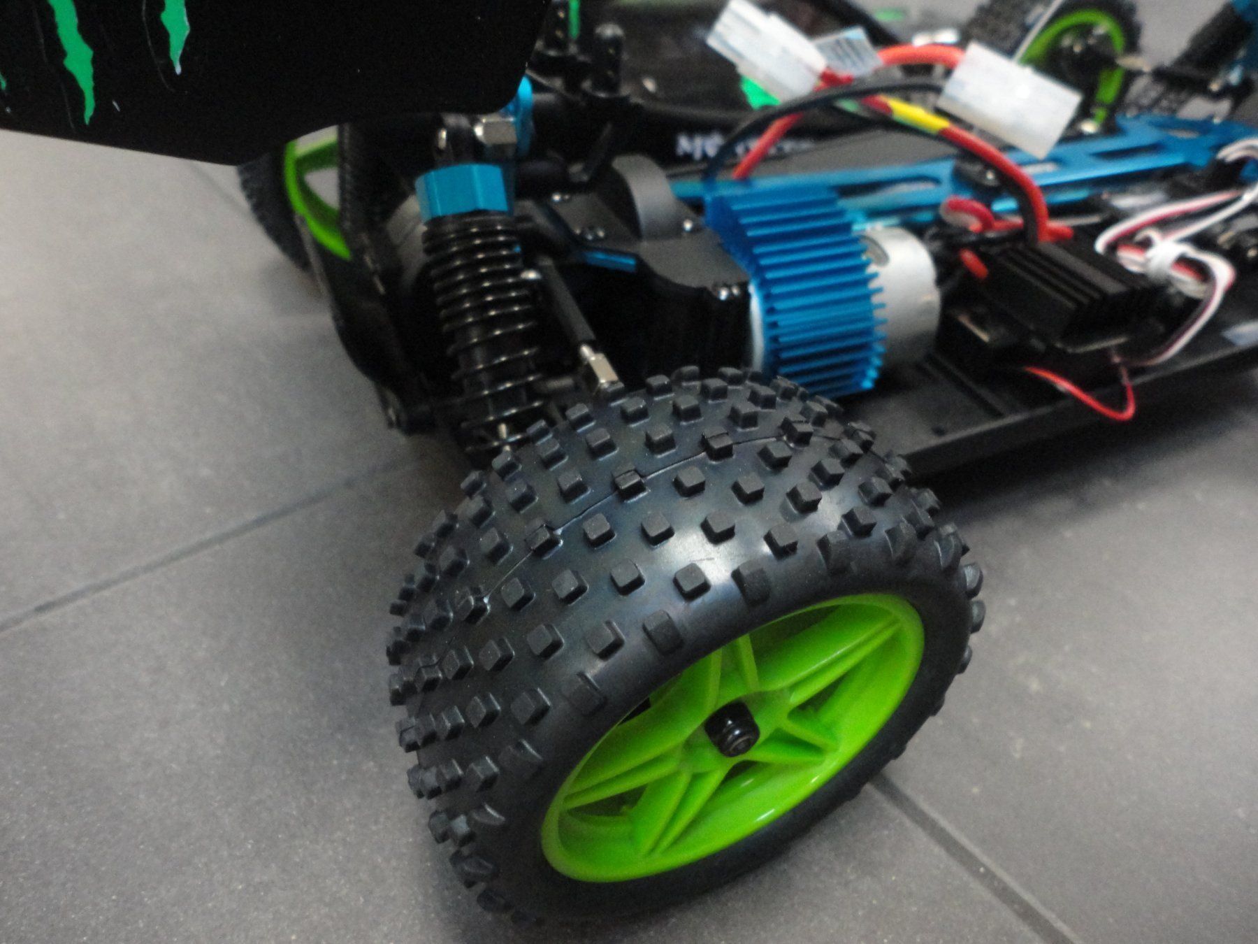 Modellismo RC: 4WD Buggy komplett-Set 1:10 NEU – Nuovo e nell'imballaggio originale da Horgen venduto da RcModell 4