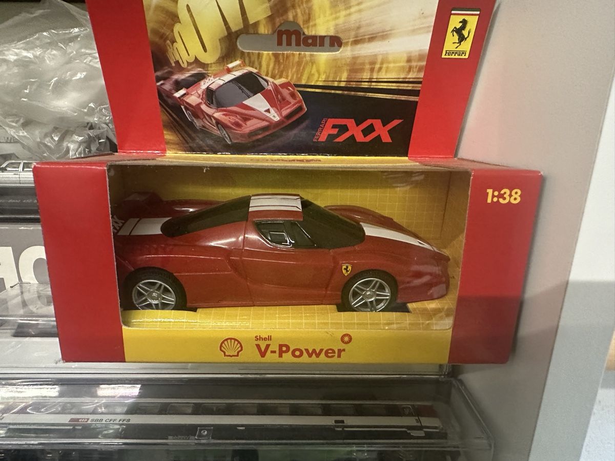 Ferrari Voitures modèles: 3 FERRARI SERIE SPECIALE SHELL – Neuf avec emballage d'origine à Gordola par Topino02 1