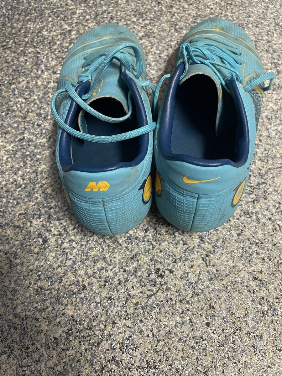 Nike Scarpe da uomo: Nike Fussballschuhe Gr. 40 – Usato da Wahlendorf venduto da CmsFamily 2