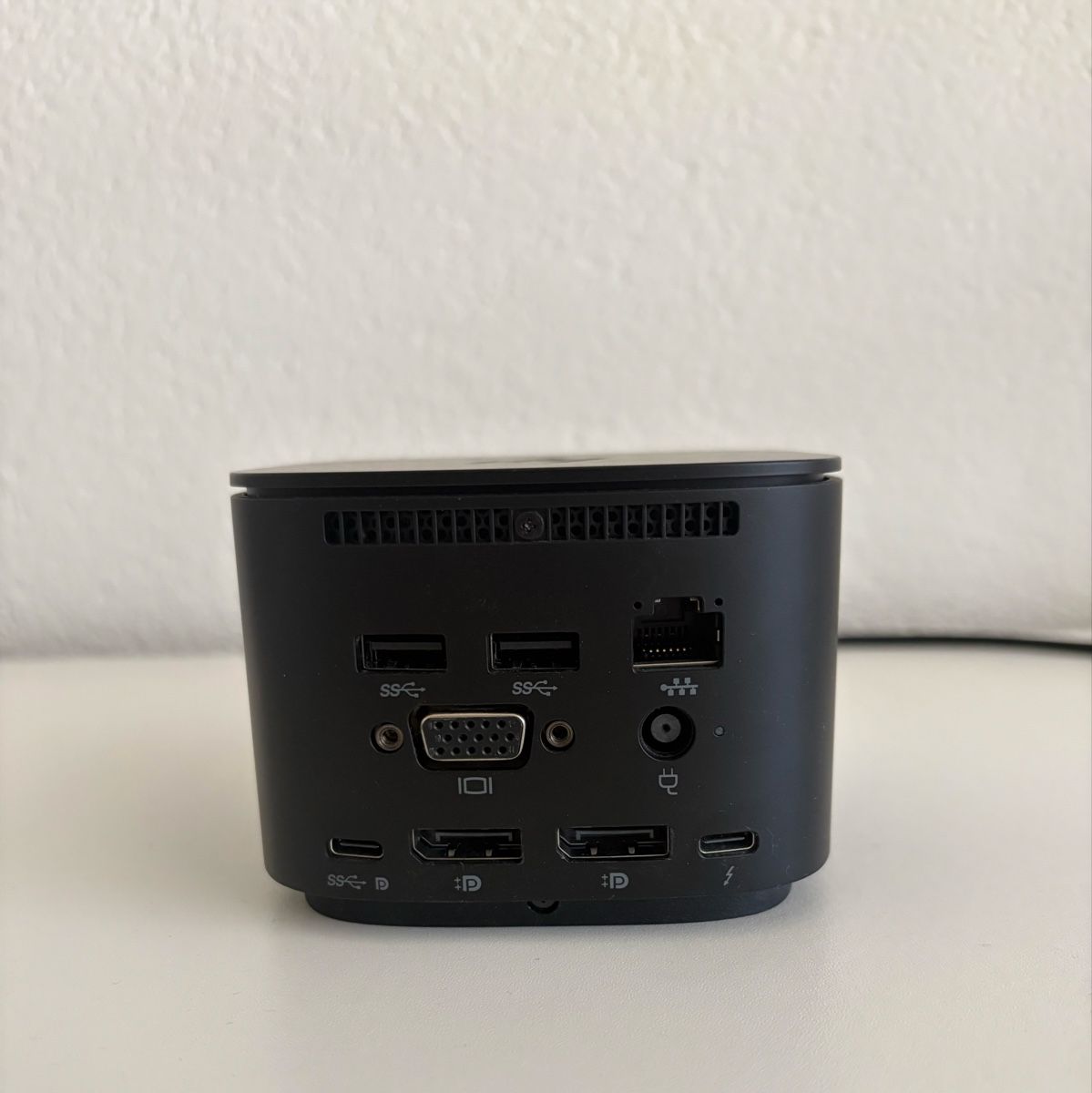 Hewlett Packard Dockingstation: HP Thunderbolt Dock 120W G2 Dockingstation schwarz – Gebraucht aus Ettingen von Stargate63 1
