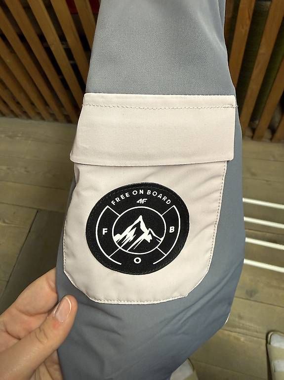 Giacche: FOB Snowboard- Jacke – Usato da Basel venduto da Lacur4 1